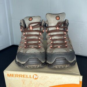 Merrill Moab Mid Women’s Hiking Boots - size 8.5